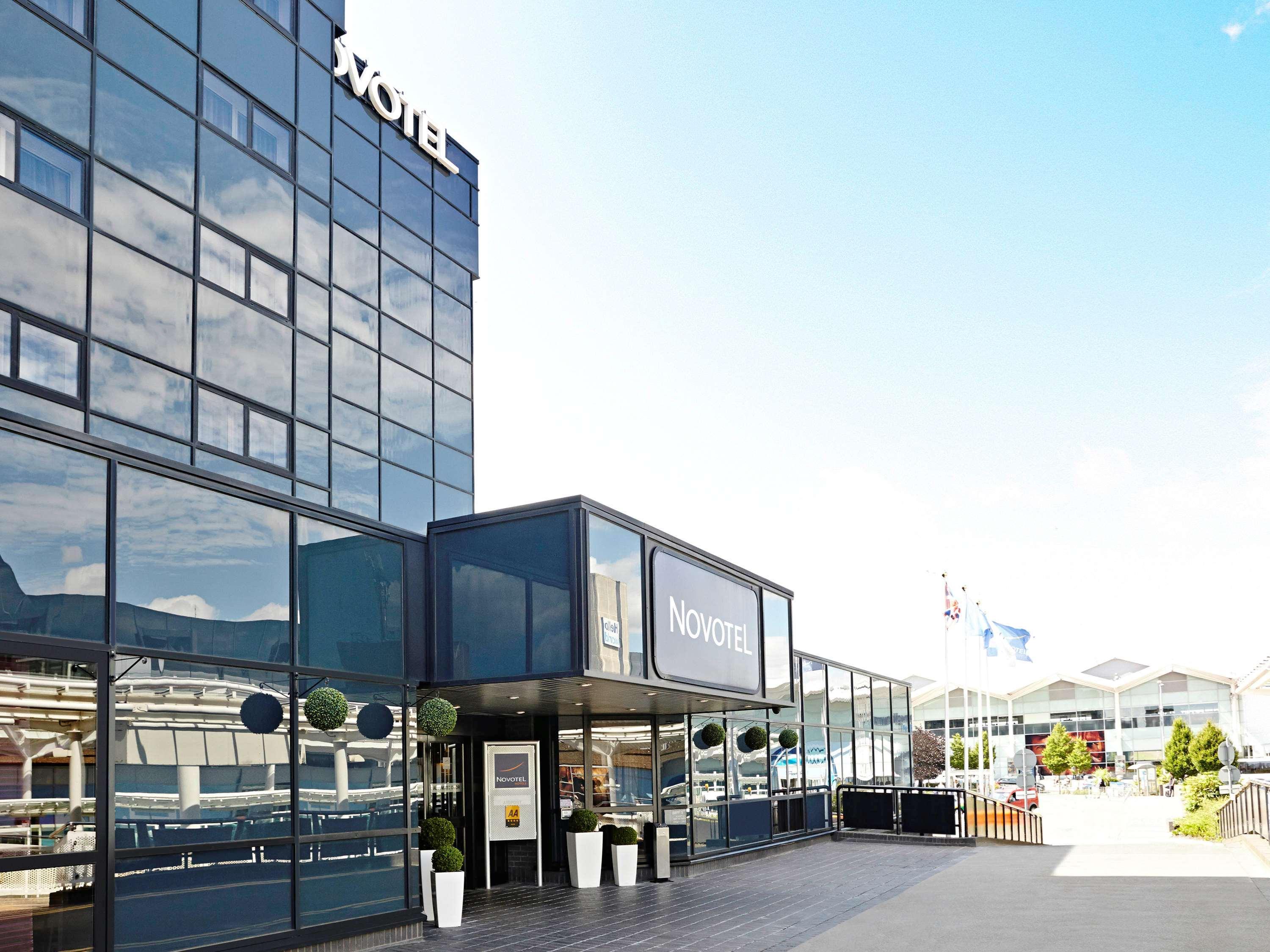Novotel Birmingham Airport Terminal Building - Nec Бікенхіл Екстер'єр фото