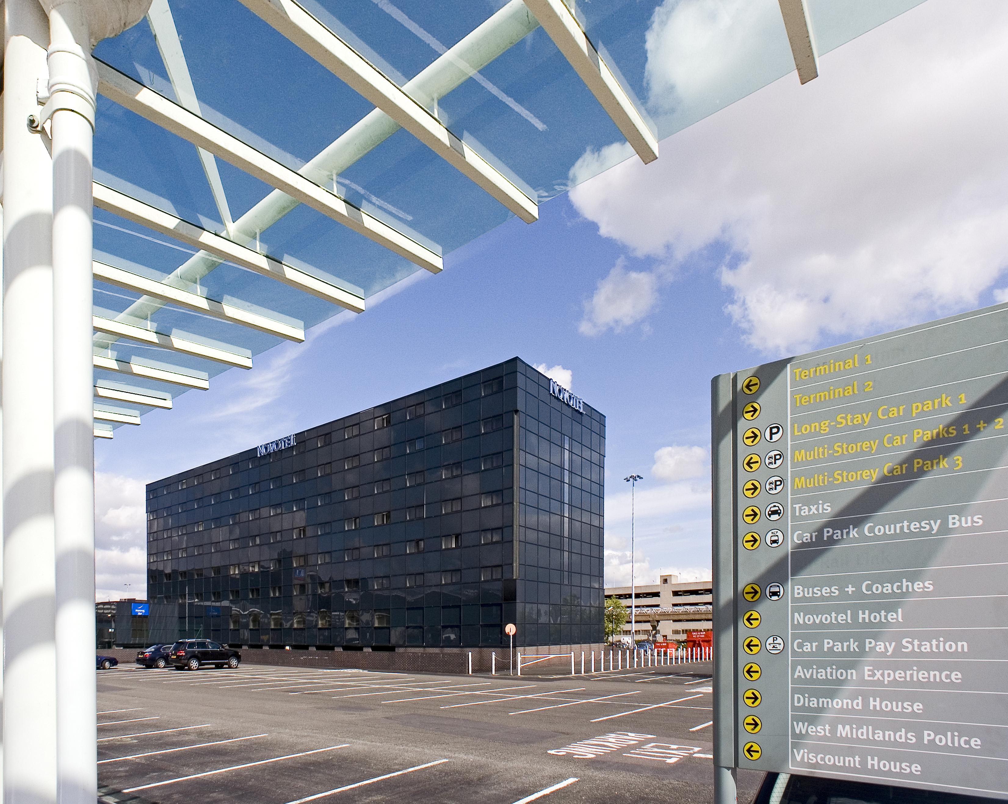 Novotel Birmingham Airport Terminal Building - Nec Бікенхіл Екстер'єр фото